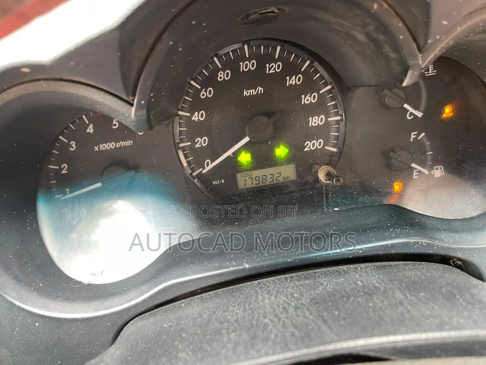Toyota Hilux 2011 White