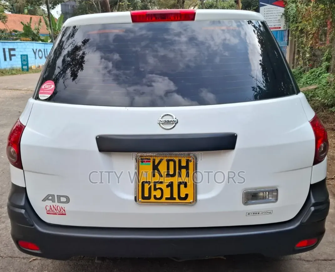 Nissan Advan 2014 White