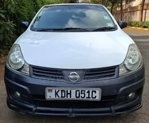 Nissan Advan 2014 White