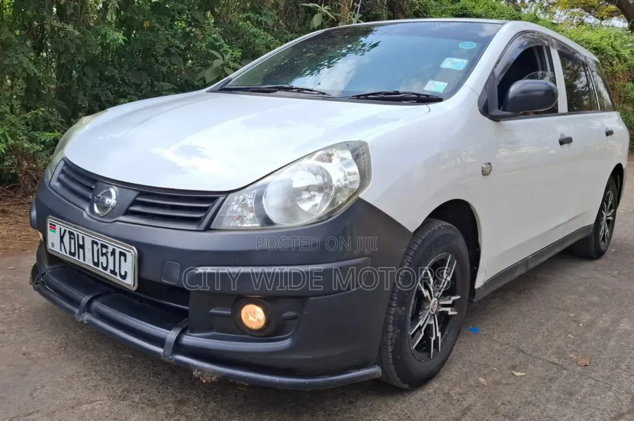 Nissan Advan 2014 White