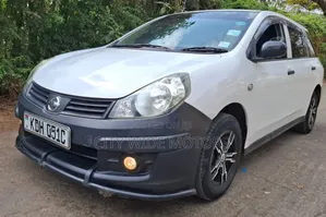 Nissan Advan 2014 White