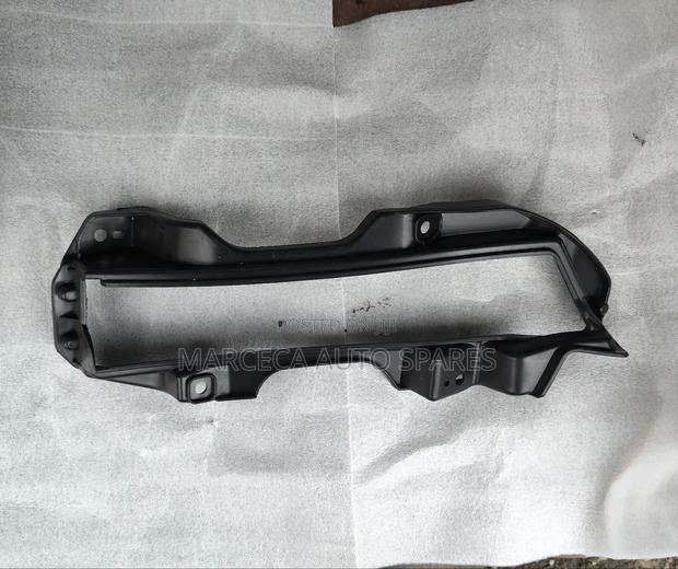 Honda Vezel LED Foglamp Bracket - thumbnail 3