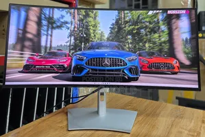 Dell 38 Inch Curved Monitor 
Model:U3821DW
Resolution:3840*1600
Ips ,