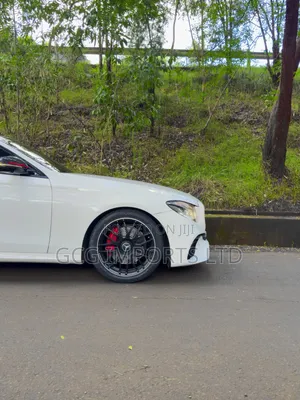 Mercedes-Benz E200 2016 White