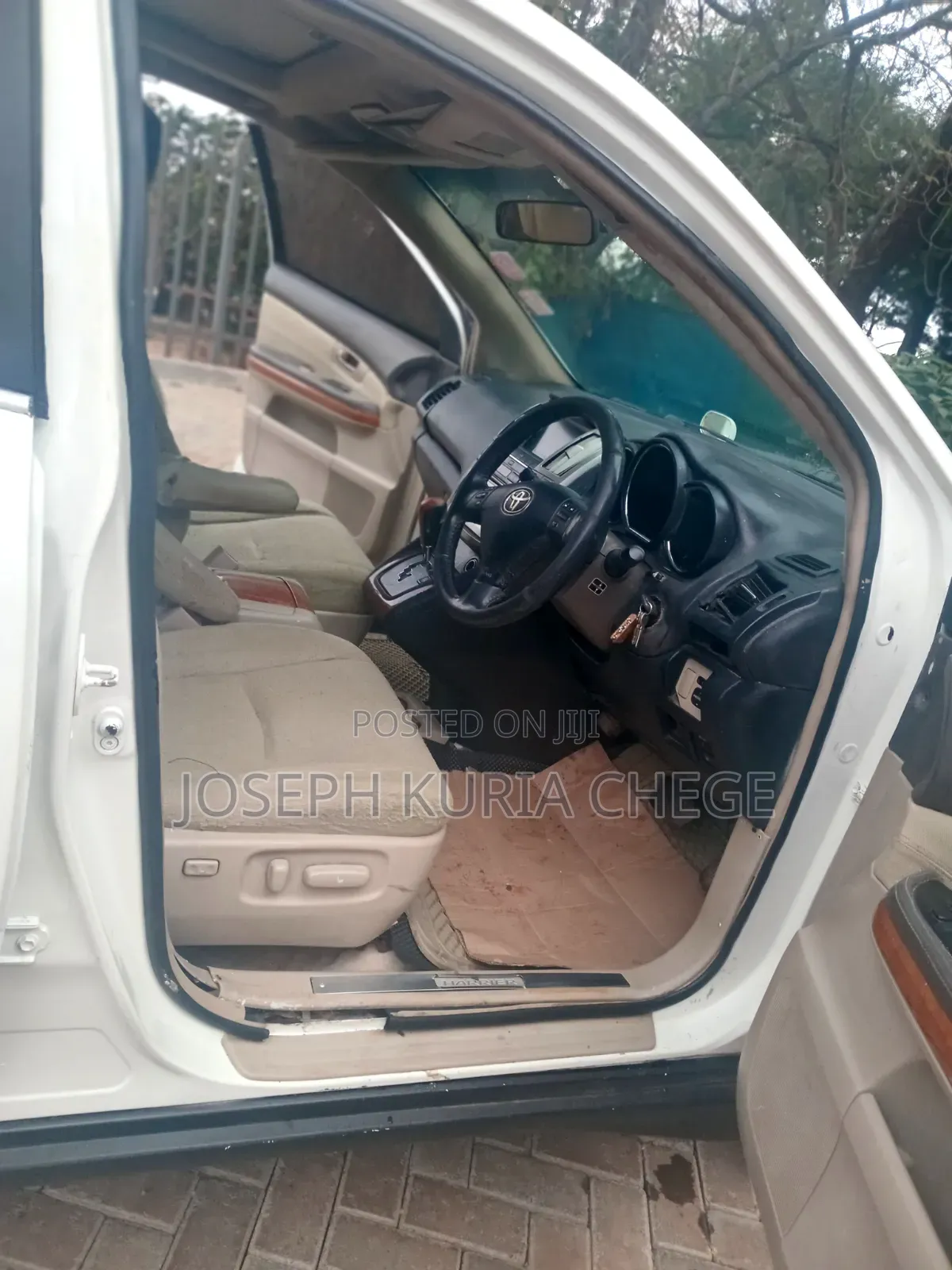 Toyota Harrier 2006 White