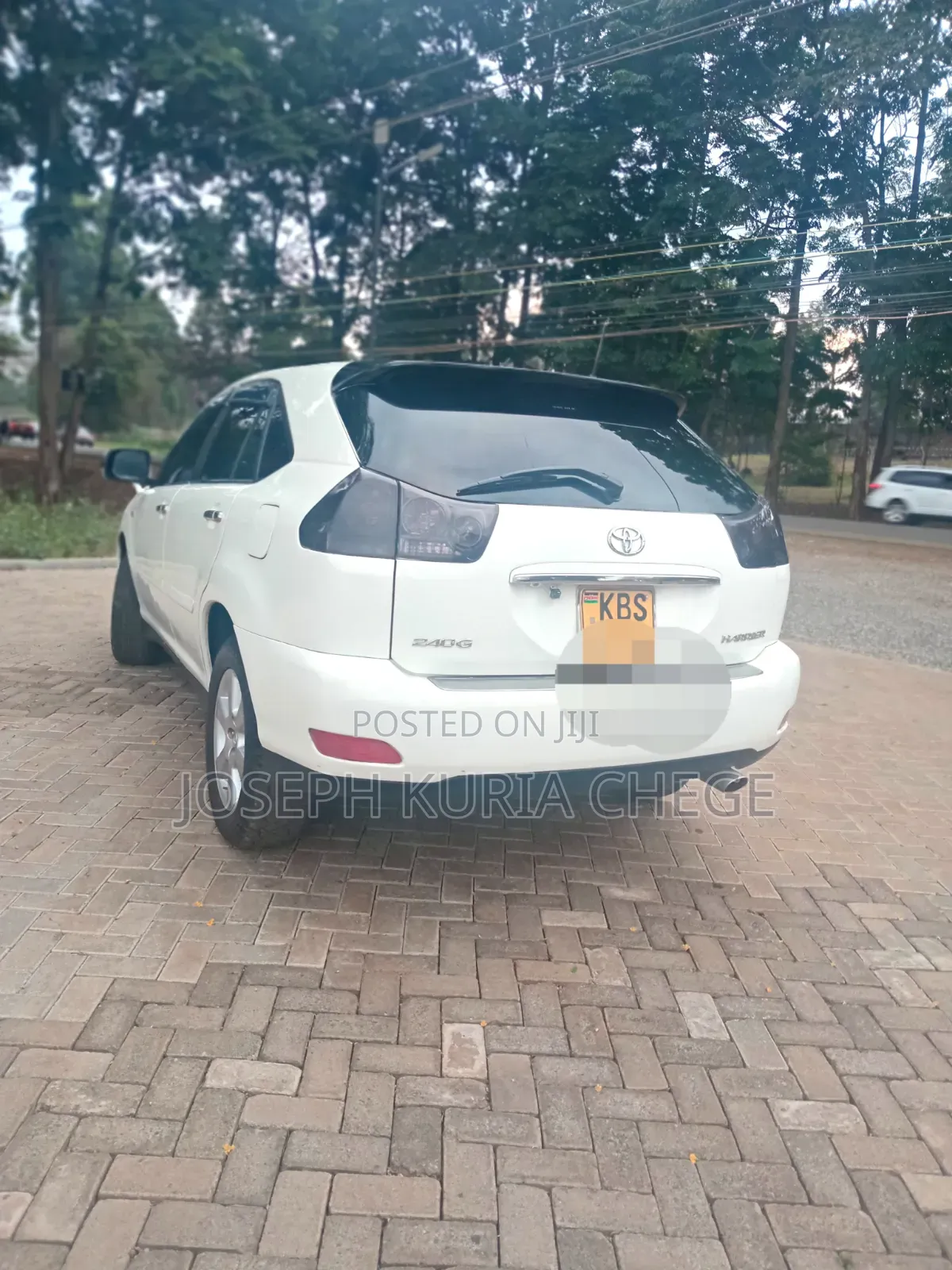 Toyota Harrier 2006 White