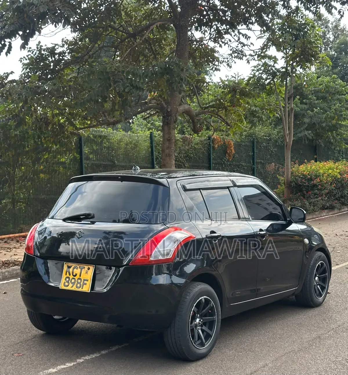 Suzuki Swift 2011 Black