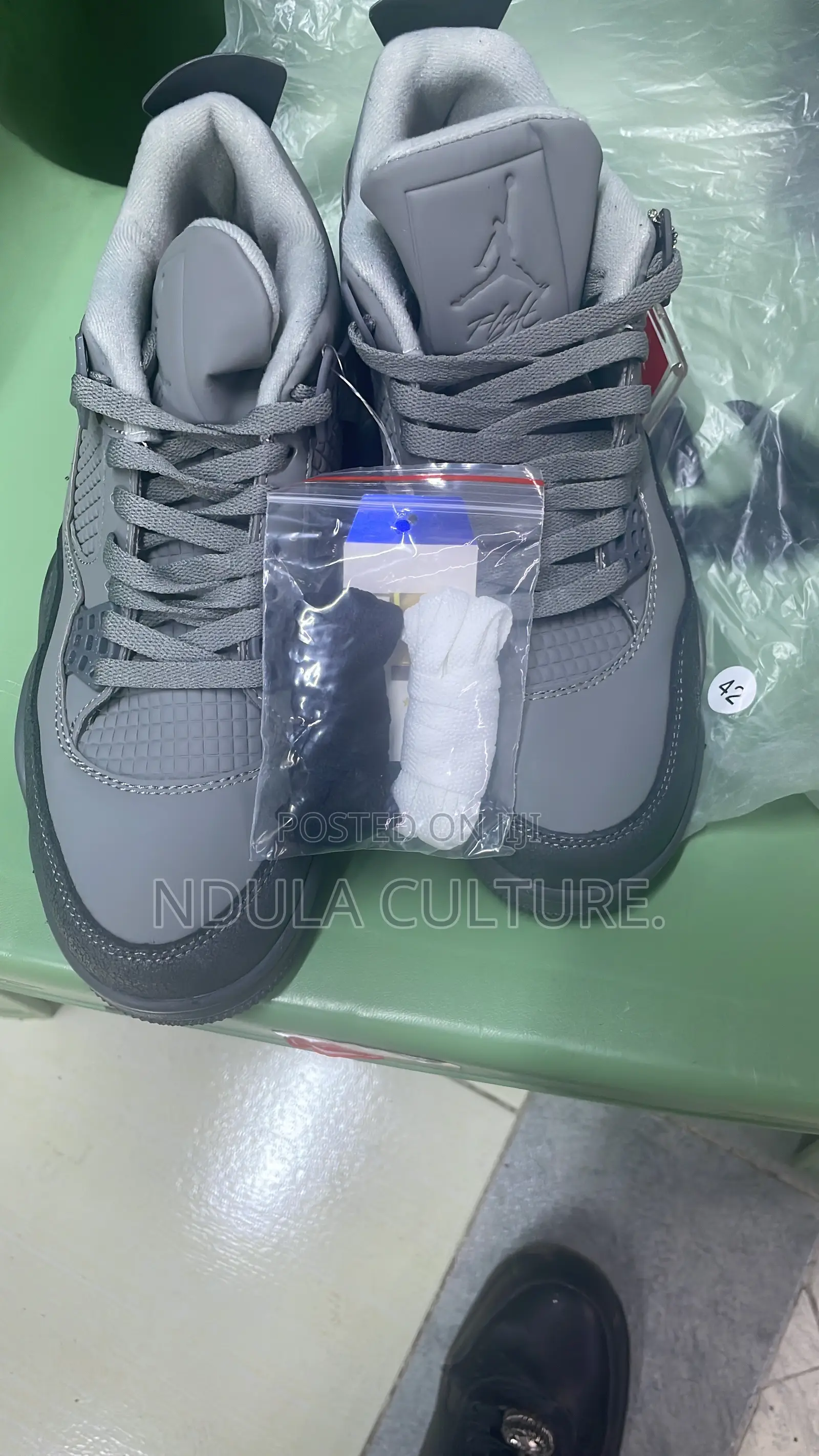 Jordan 4 (J4 ) Wet Cement