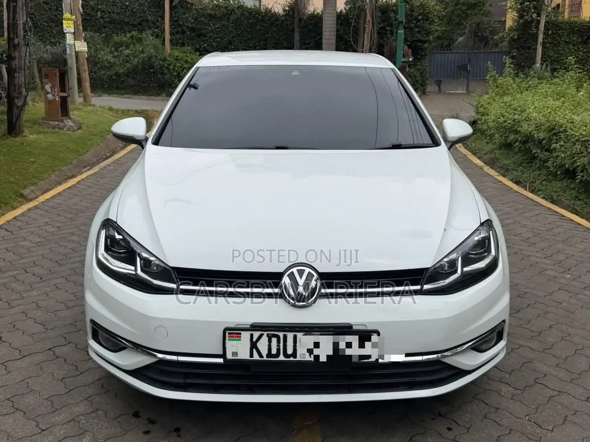 Volkswagen Golf TSI SE FWD 2018 White