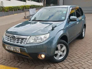 Subaru Forester 2012 Gray
