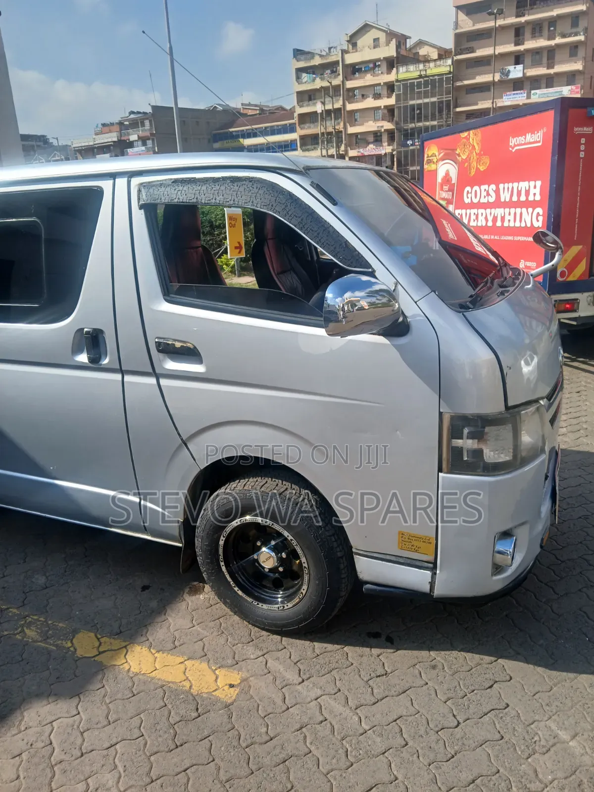 10 Seater Van for Hire