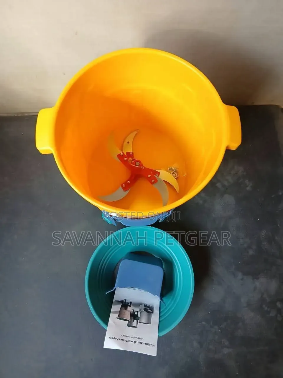 Electric Bucket-Style Multifunctional Vegetable and Forage Chopper