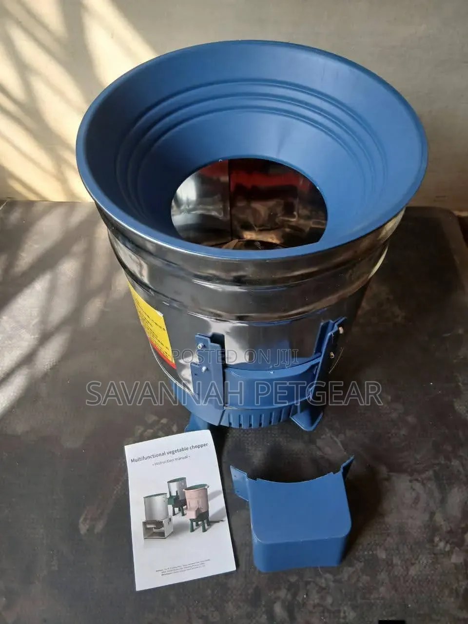 Electric Bucket-Style Multifunctional Vegetable and Forage Chopper
