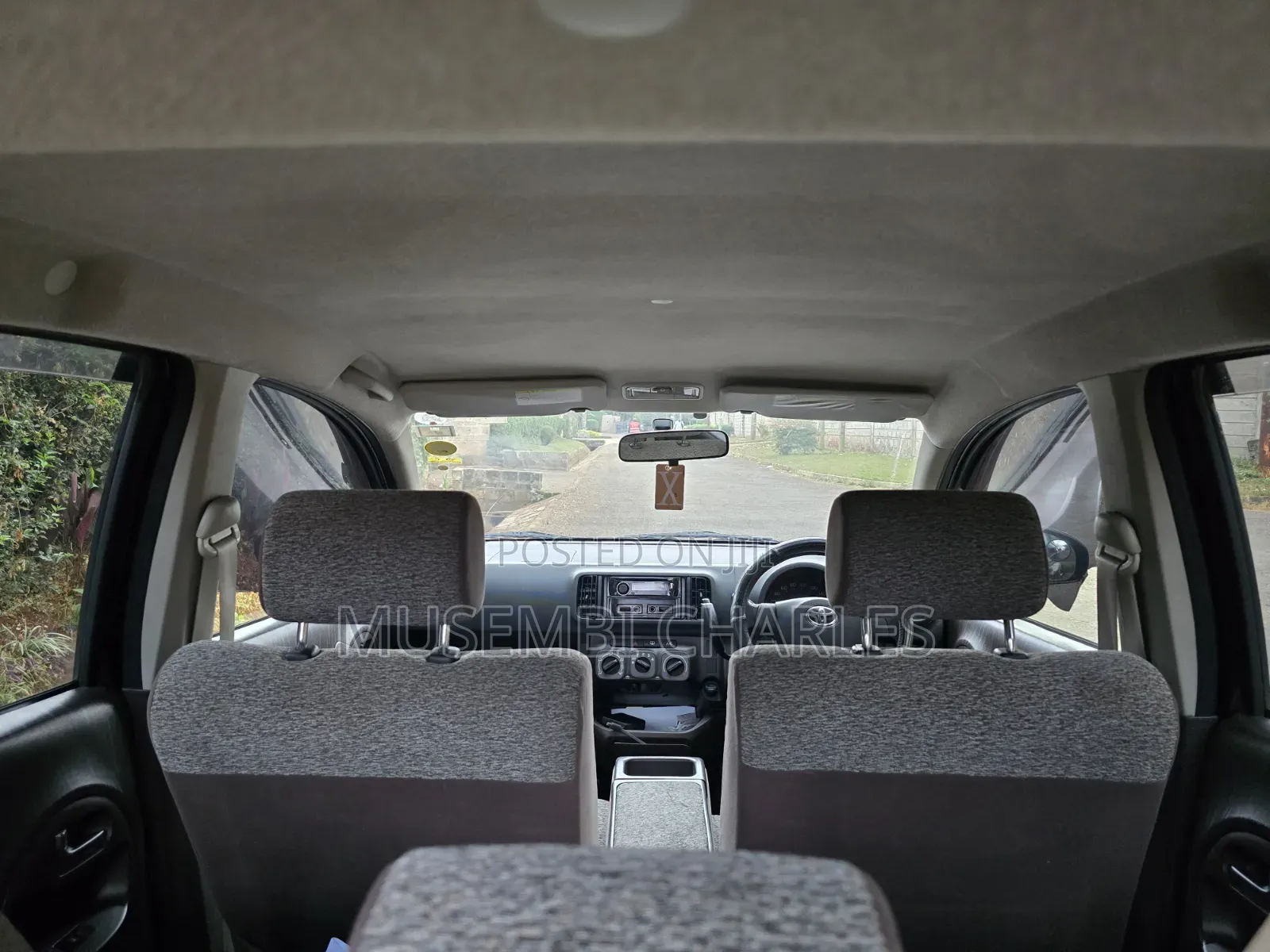 Toyota Passo 2013 Maroon