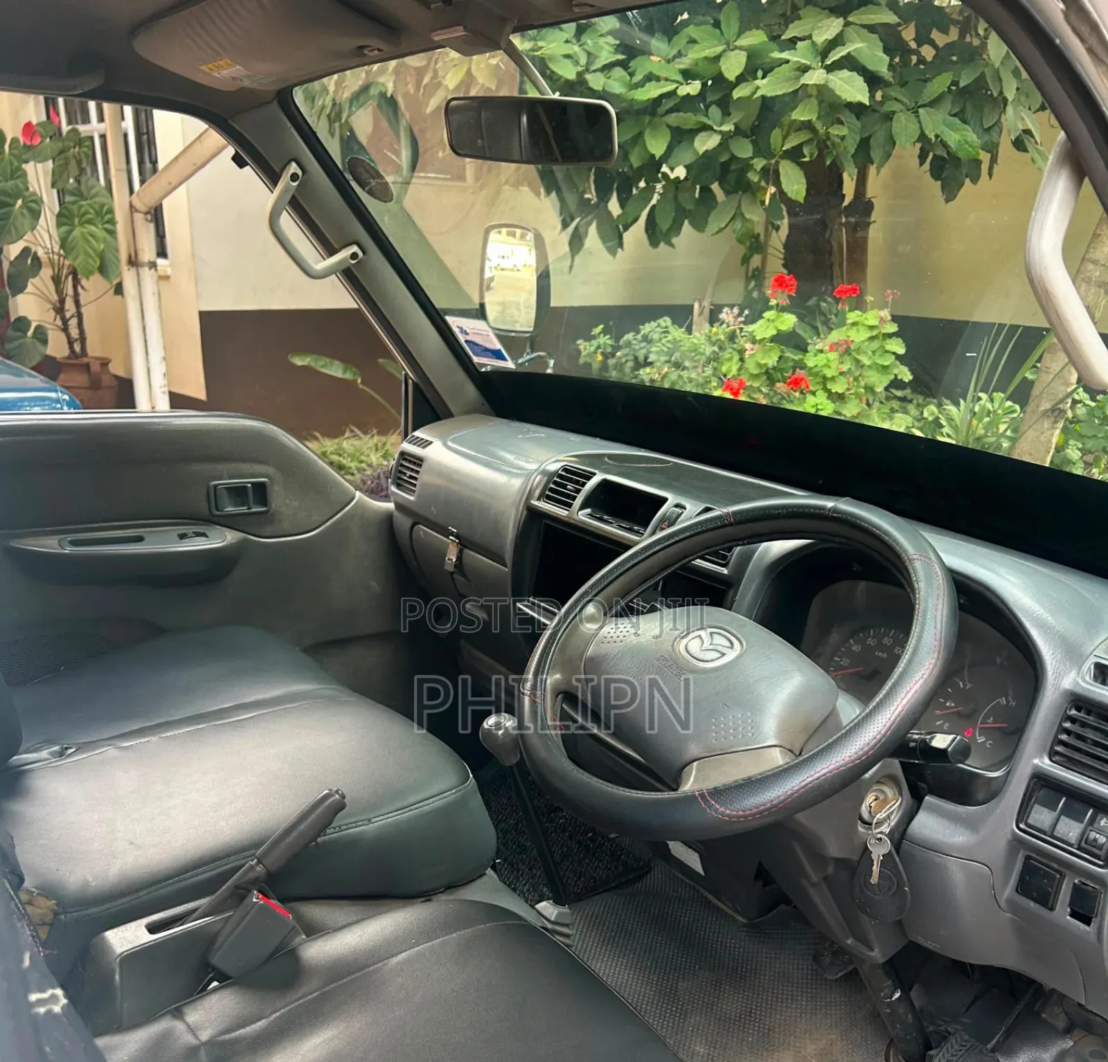 Mazda Bongo 2014 White