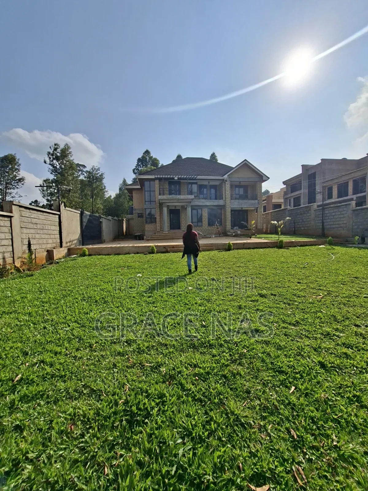 5bdrm Maisonette in Kerarapon Rise for sale