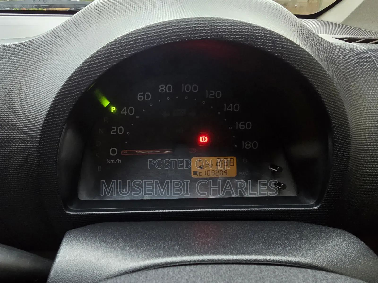 Toyota Passo 2013 Maroon