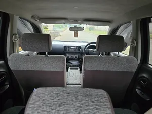 Toyota Passo 1.0 AWD 2013 Burgundy