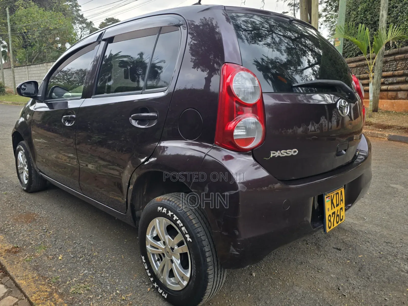 Toyota Passo 1.0 AWD 2013 Burgundy