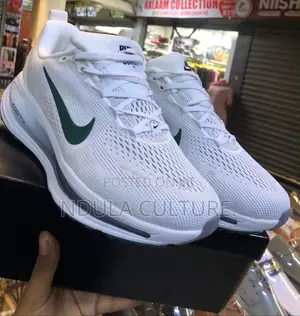 Vomero 18 Zoomx Runners