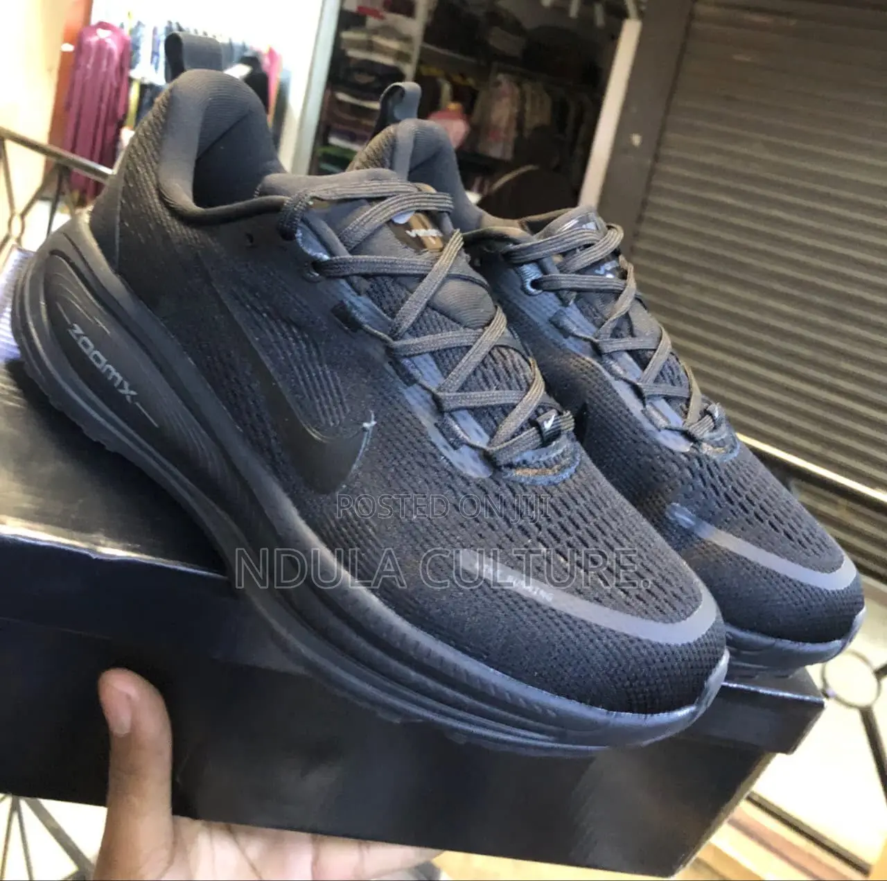 Vomero 18 Zoomx Runners