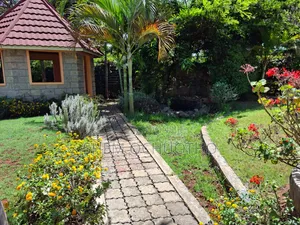 6bdrm Maisonette in Karen Plains for sale