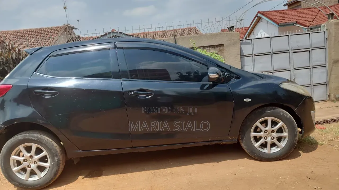 Mazda Demio 2011 Black