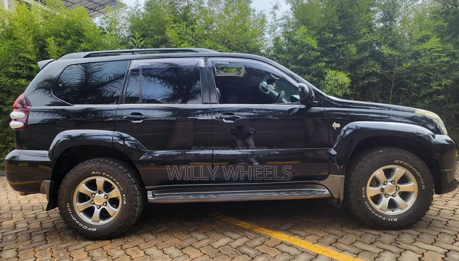Toyota Land Cruiser Prado 2009 Black