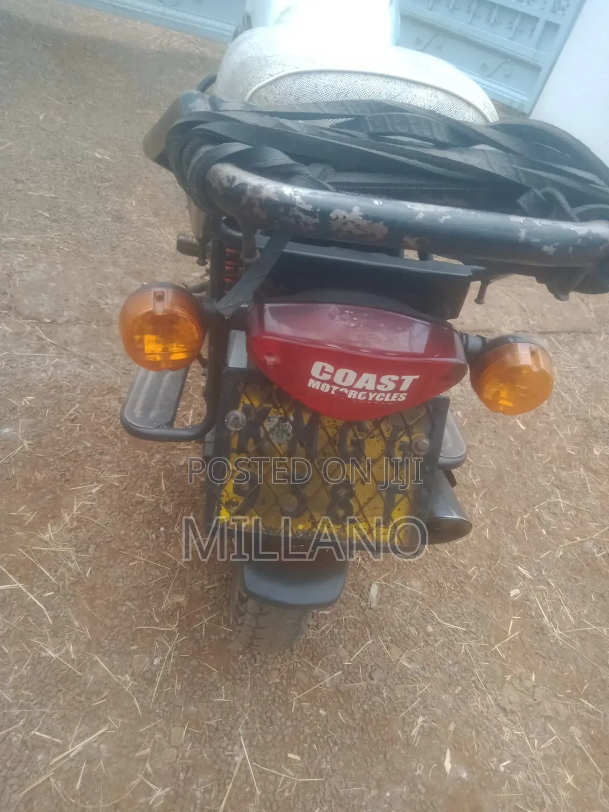 Bajaj Boxer 2019 White