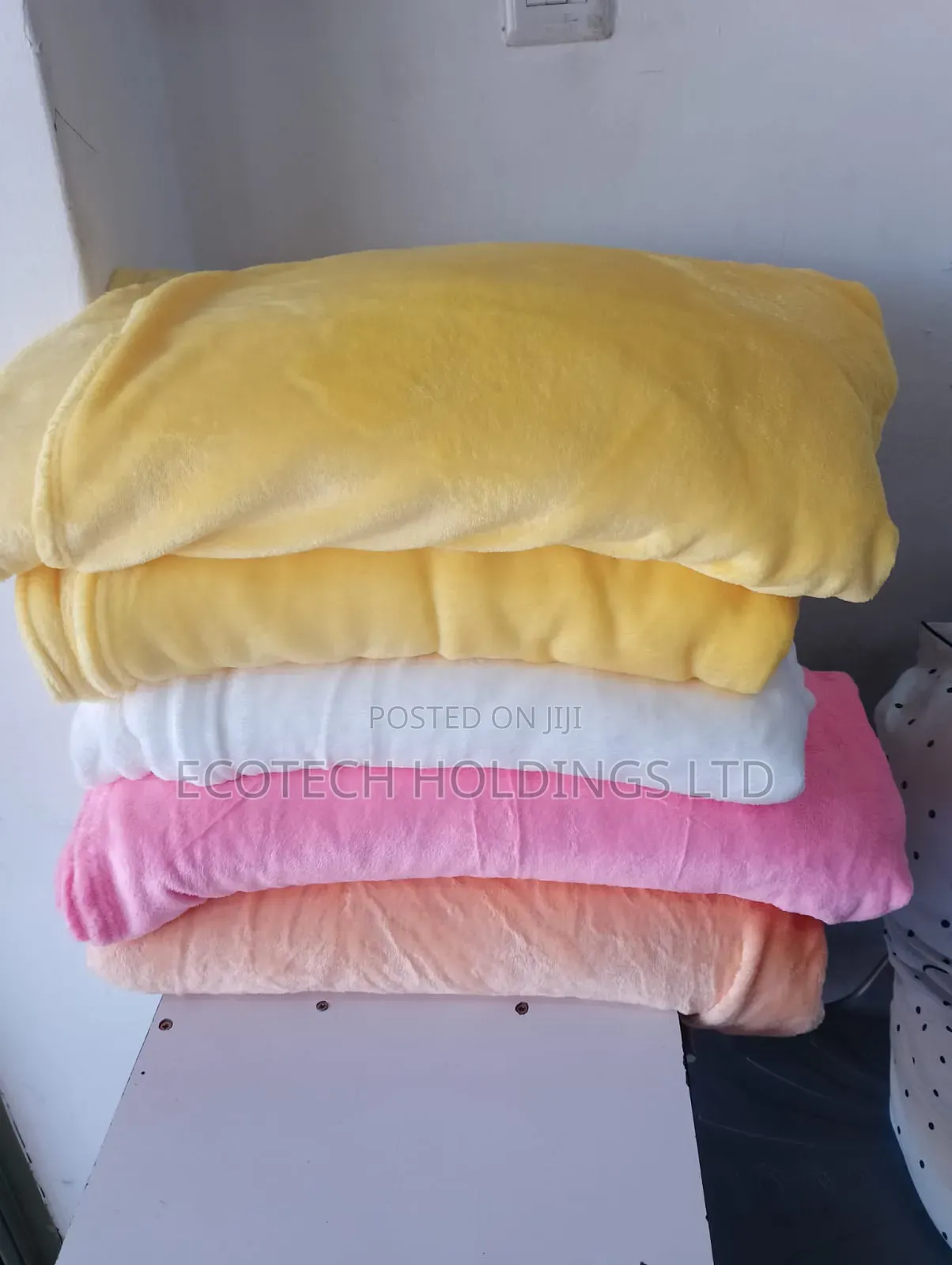 5 by 6 Fleece Blankets Fwr3