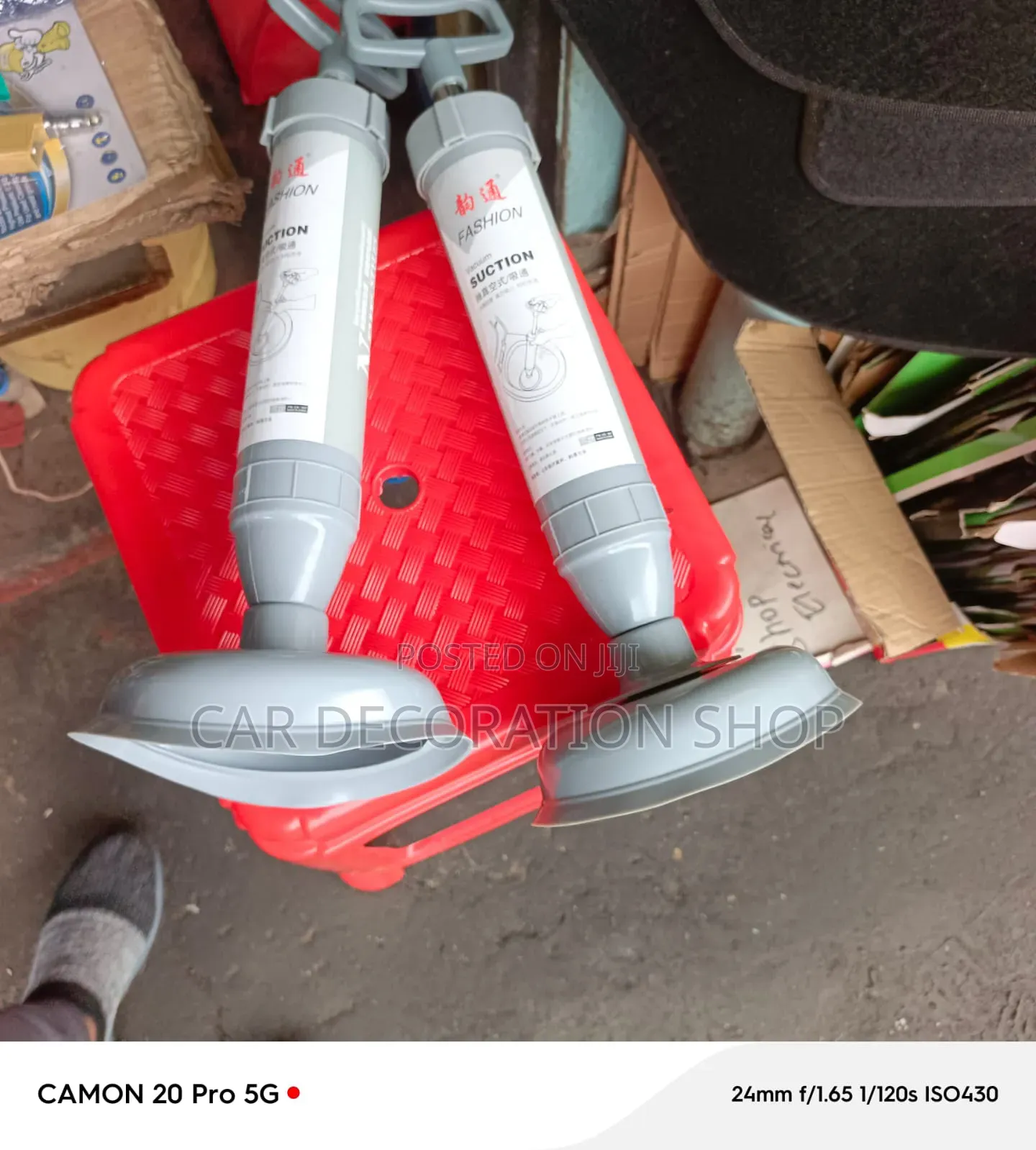 Rubber Plungers for Clearing Stubborn Clogs in Household