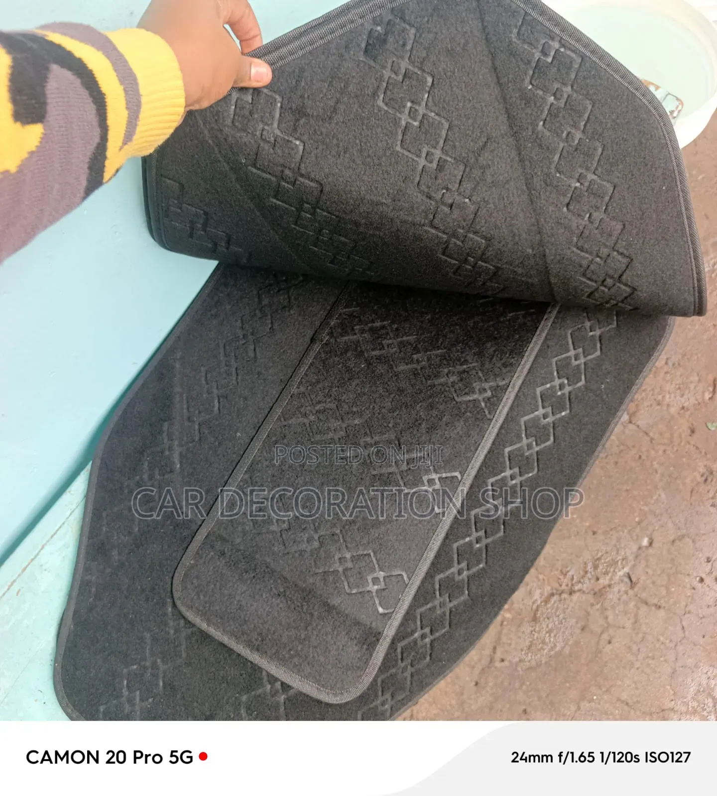 Geometric Diamond Pattern Plush Woolen Fabric Mats