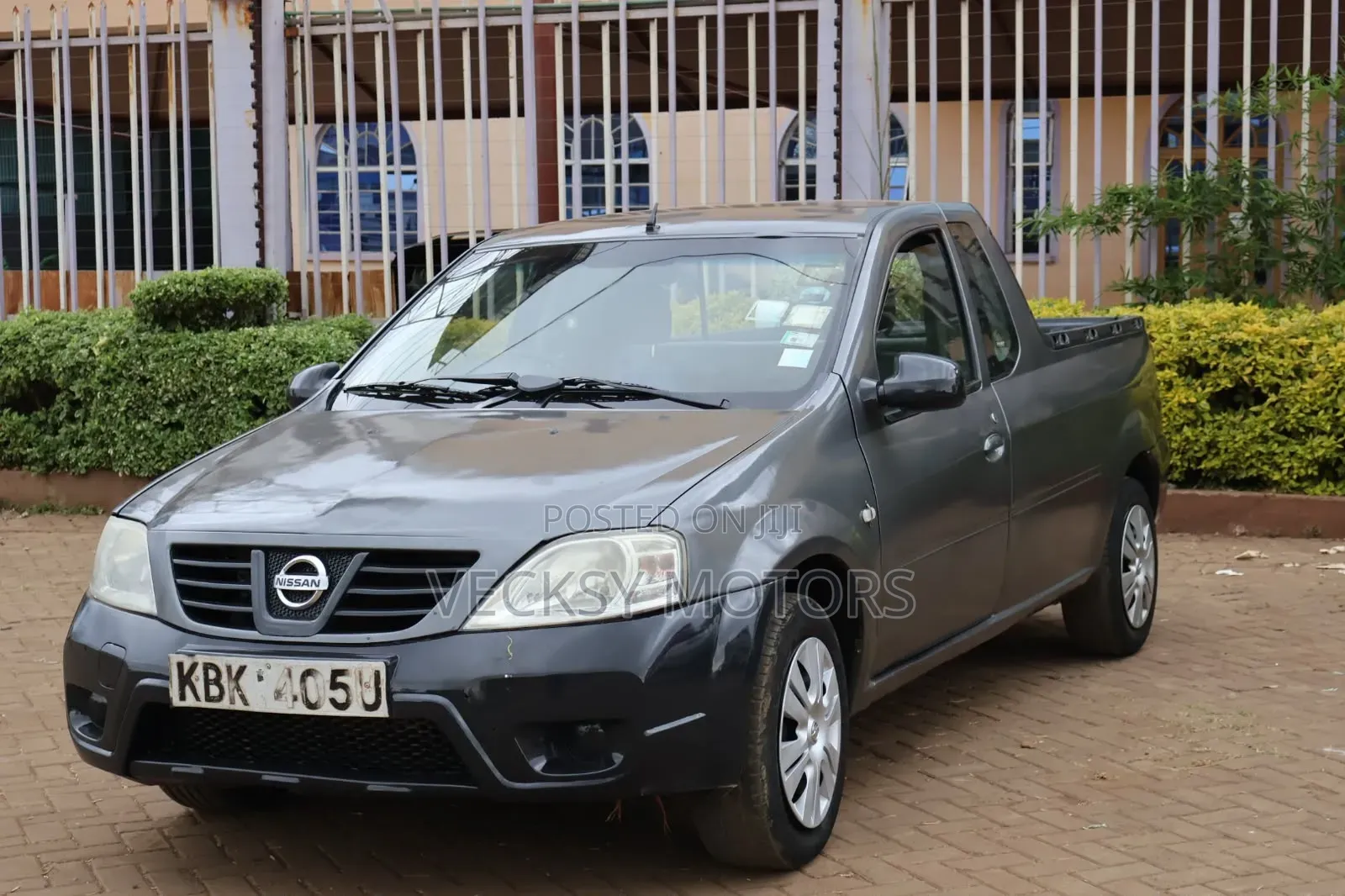 Nissan NP200 2010 Gray