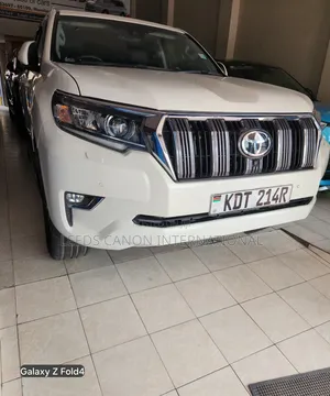 Toyota Land Cruiser Prado 2021 White