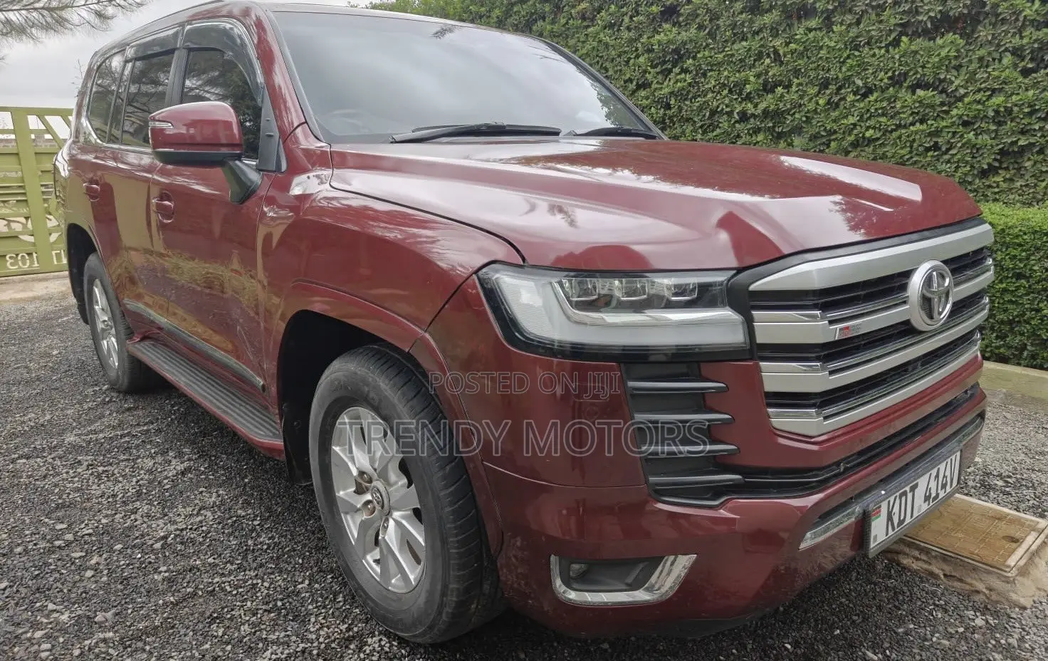Toyota Land Cruiser 2014 Red