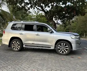 Toyota Land Cruiser 2008 Silver