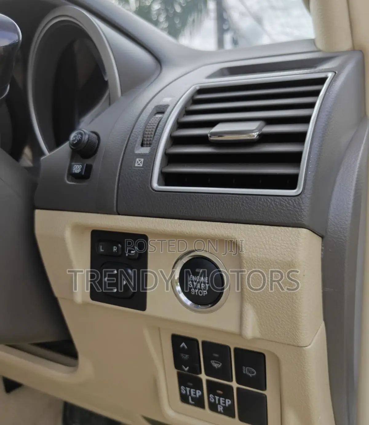 Toyota Land Cruiser Prado 2015 White
