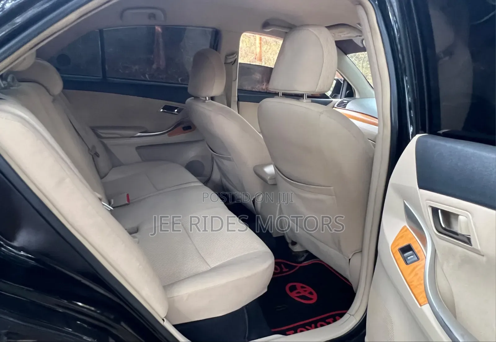 Toyota Premio 2014 Matt Black