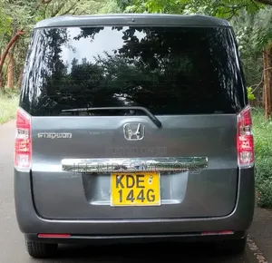 Honda Stepwgn 2014 Gray