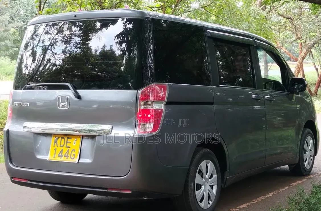 Honda Stepwgn 2014 Gray