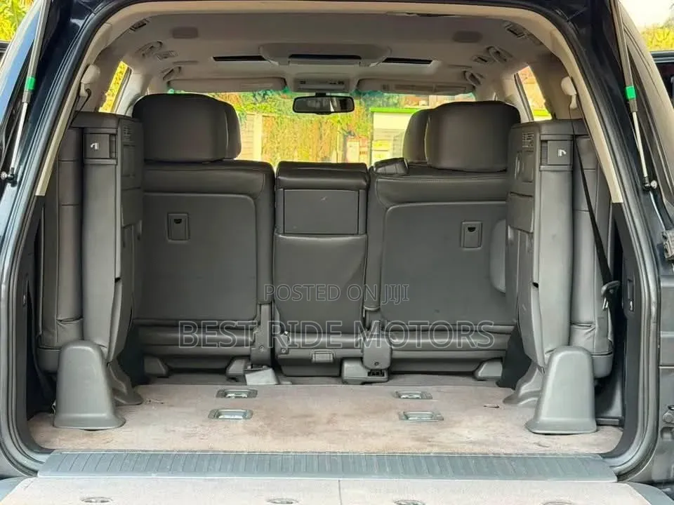 Toyota Land Cruiser 4.6 V8 ZX 2010 Black