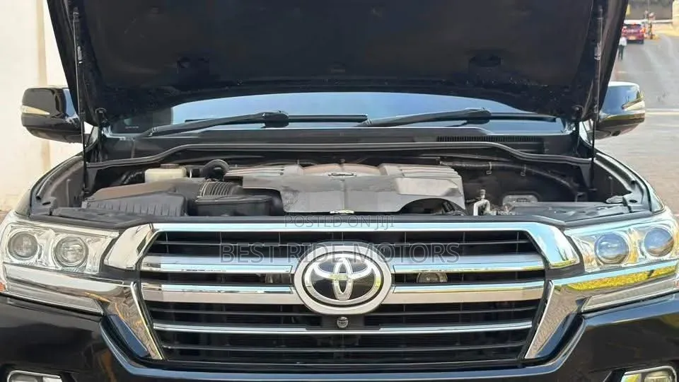 Toyota Land Cruiser 4.6 V8 ZX 2010 Black