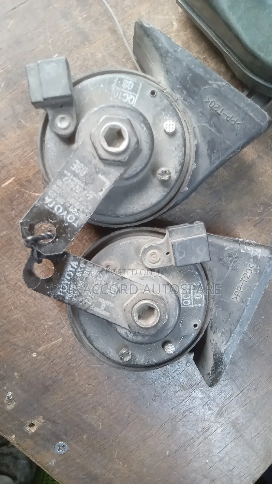 Toyota Harrier Horns