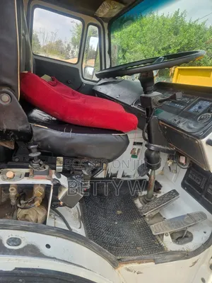 Very Clean Tata Tipper on Sale