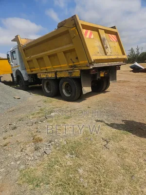 Very Clean Tata Tipper on Sale
