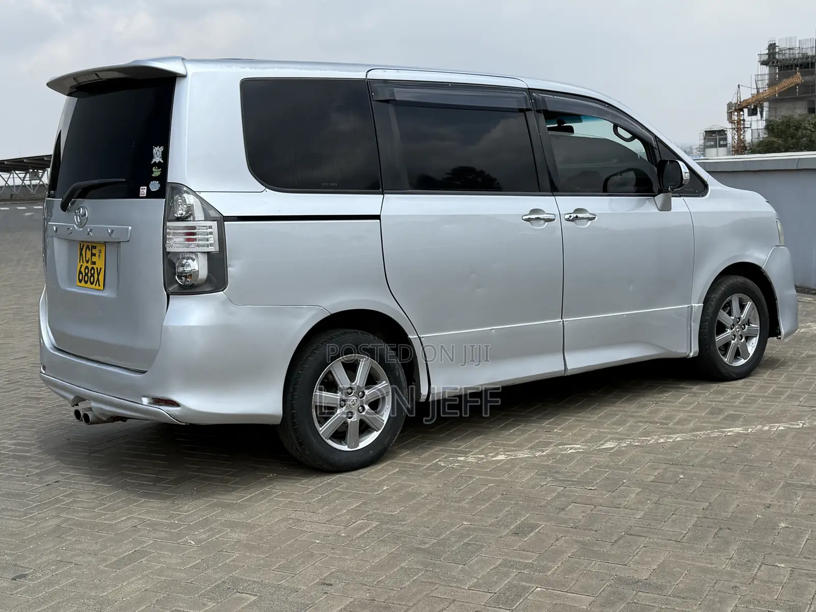 Toyota Voxy 2008 Silver