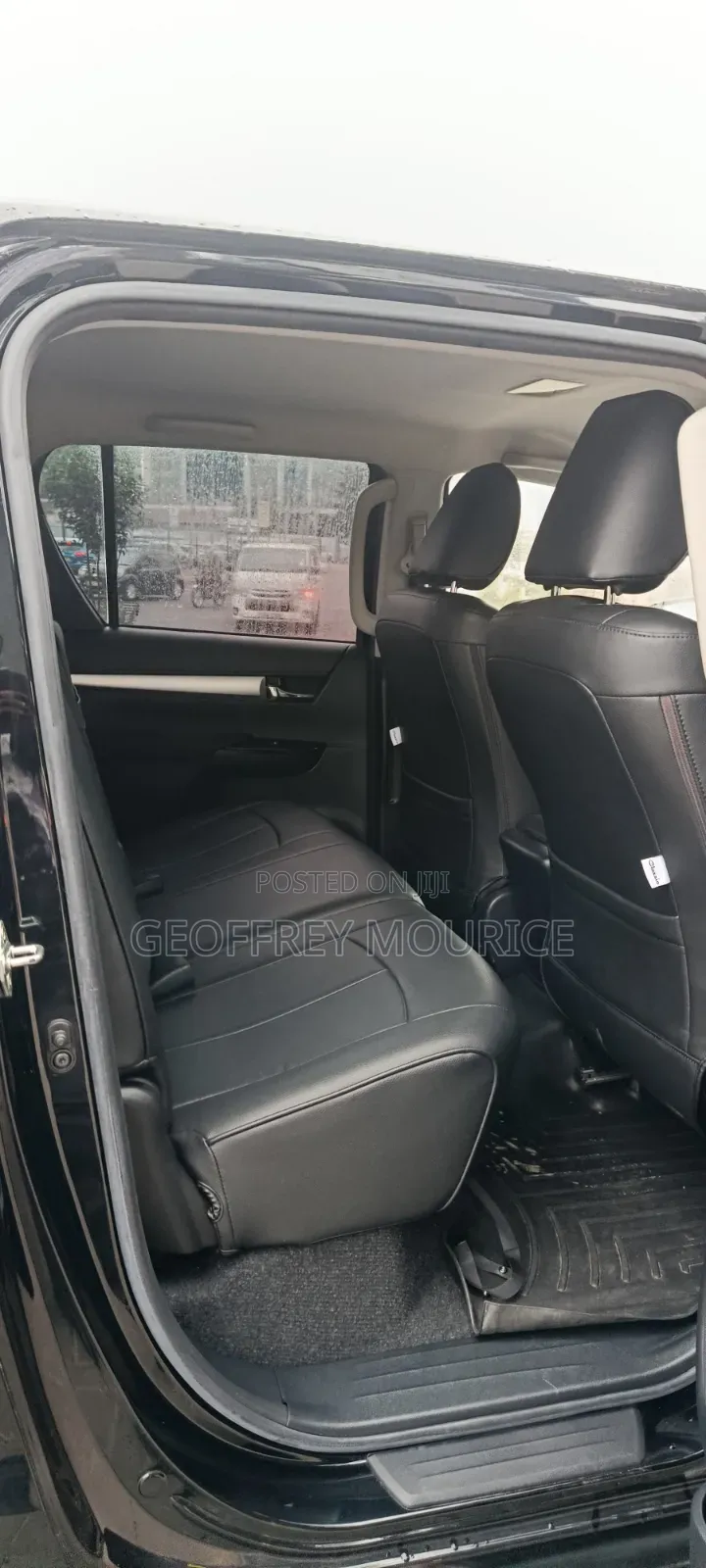 Toyota Hilux 2019 Black