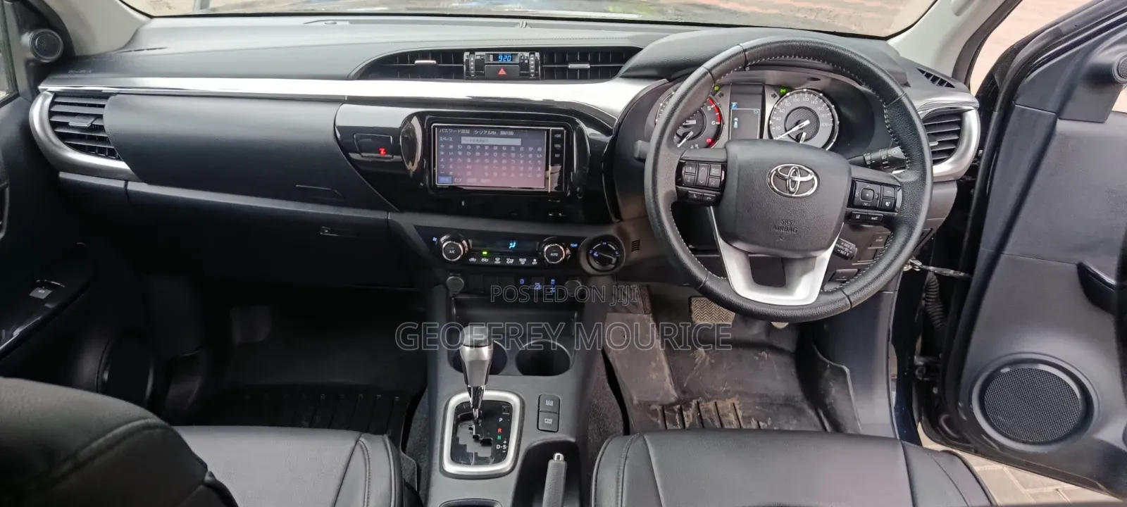 Toyota Hilux 2019 Black