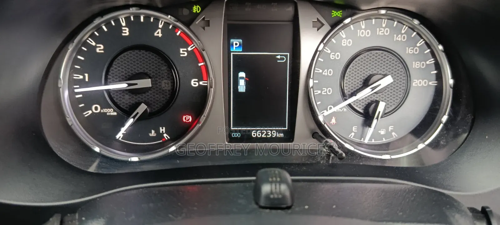 Toyota Hilux 2019 Black