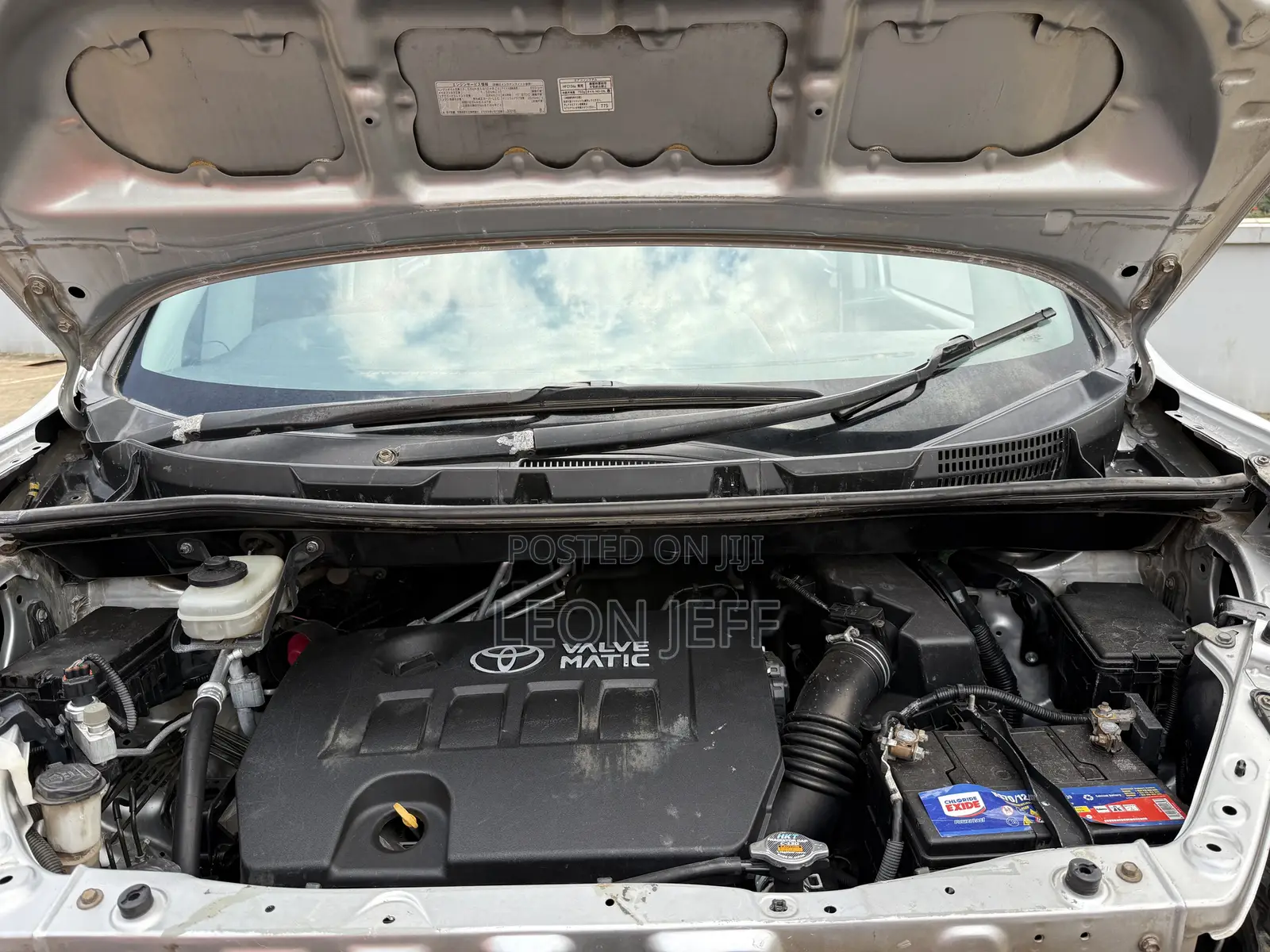 Toyota Voxy 2008 Silver